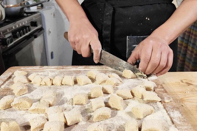 Private Sicilian Vegetarian Cooking Class at a Farmhouse in Noto - Farm-to-Table Meal and Italian Wines