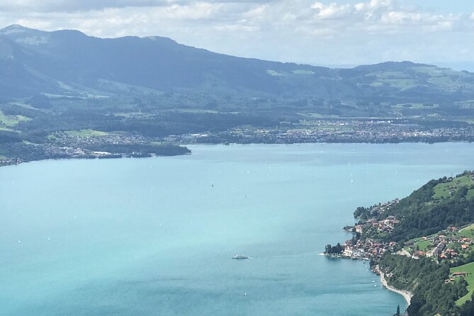 Private Sightseeing Boat Trip on Lake Thun, Interlaken - Dining and Refreshments