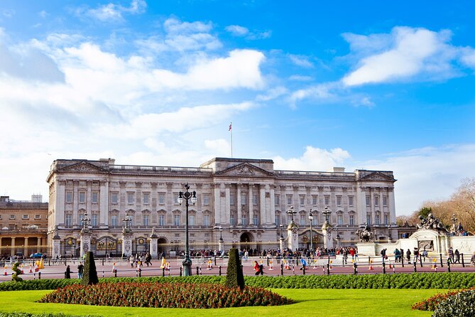 Private Sightseeing Tour Black Taxi London From Heathrow Airport - Key Points