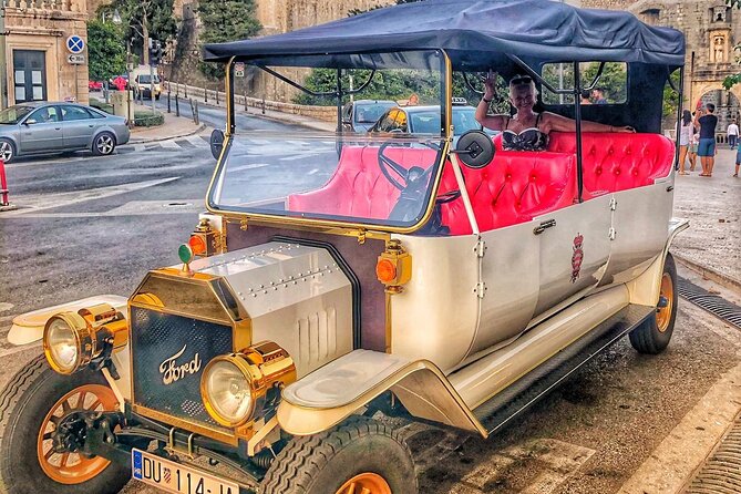 Private Sightseeing Tour in Dubrovnik With a Classic Old Car - Inclusions