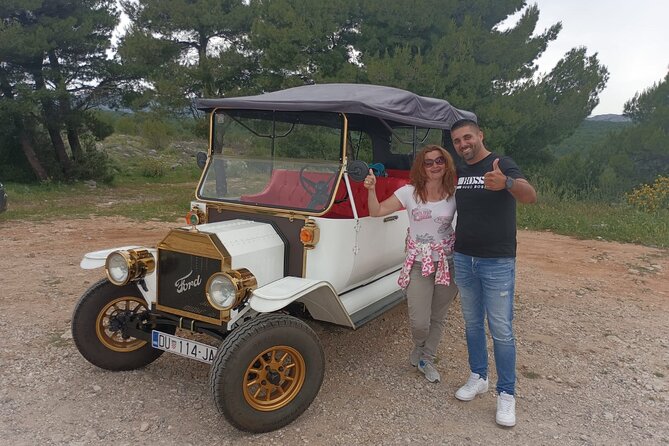 Private Sightseeing Tour in Dubrovnik With a Classic Old Car - Schedule and Accessibility