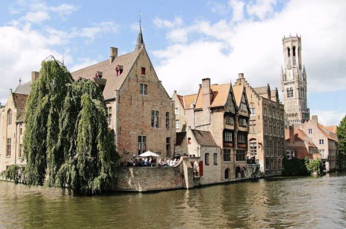Private Sightseeing Tour to Bruges From Amsterdam - Booking Information