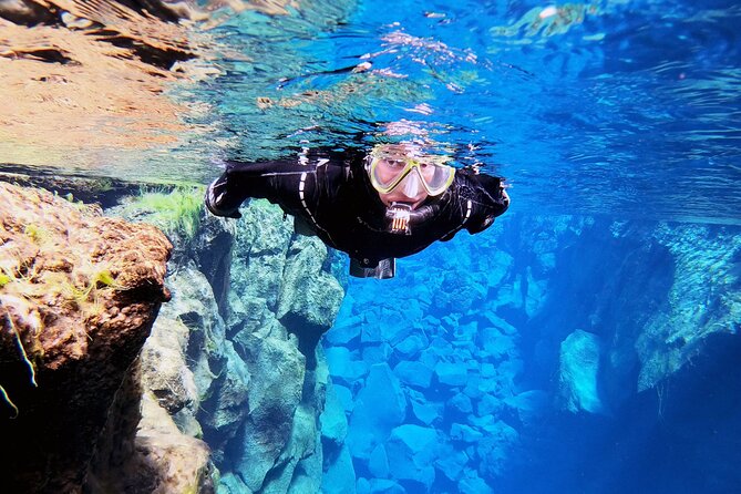 Private Silfra Snorkeling 6 P. Group - Meet on Location - With Underwater Photos - Drysuit Considerations