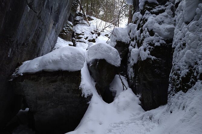 Private Singhampton Caves Snowshoe, Collingwood/Blue Mountain - Meeting Point and Directions