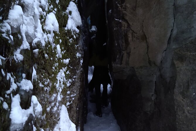 Private Singhampton Caves Snowshoe, Collingwood/Blue Mountain - Experience Inclusions and Restrictions