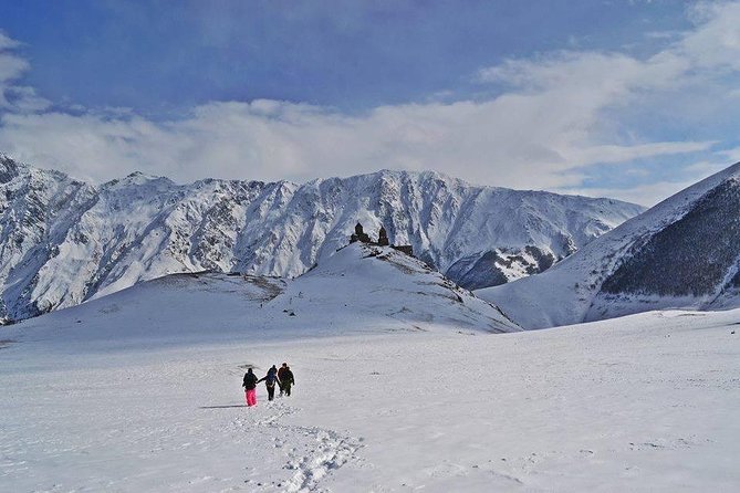 Private Ski Tour to Gudauri Ski Resort From Tbilisi - Arrival at Gudauri Ski Resort