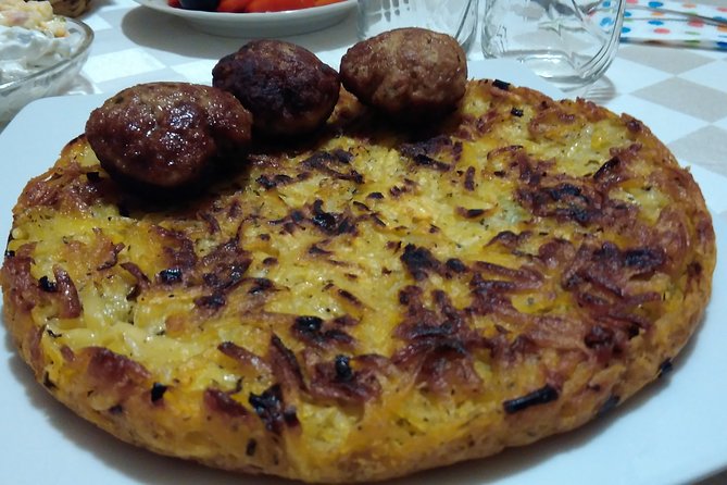 Private Sofia Night Tour With Bulgarian Folklore & Dinner - Hosts Response to Feedback