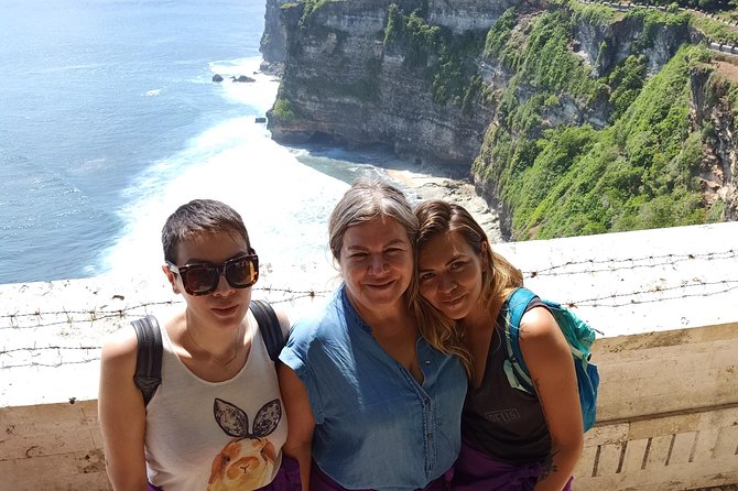 Private SOUTH Bali Tour - Uluwatu Temple