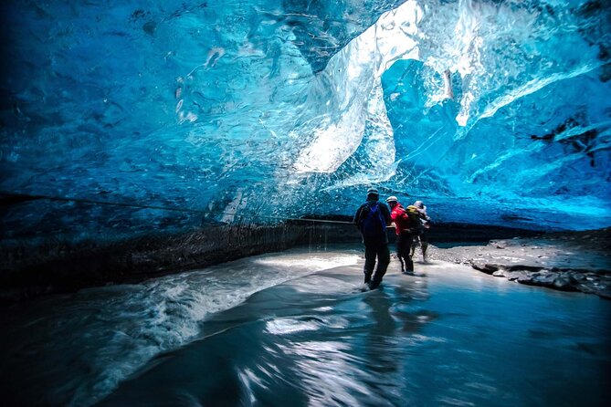 Private South Coast Tour to Jökulsárlón Glacier Lagoon - Exploring Jökulsárlón Glacier Lagoon