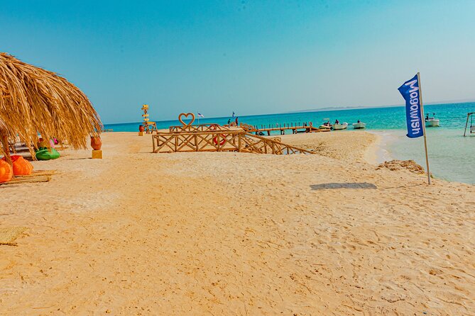 Private Speed Boat 4-Hours From Hugarda to Magawish Island - Pickup Information