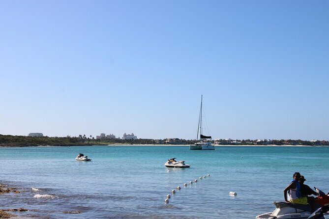 Private speed boat beach and bar hopping visiting Rose island - Final Thoughts: Who Should Consider This Tour?
