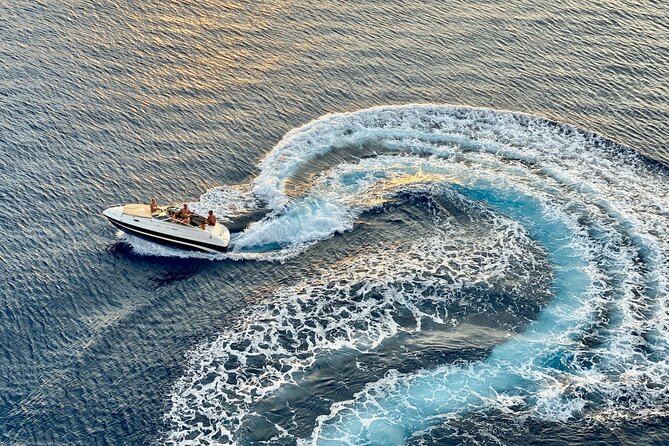 Private Speed Boat to Ile Aux Cerfs Full-Day Incl: Lunch & Transfer - Itinerary and Activities