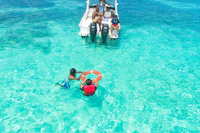Private Speed Boat to Ile Aux Cerfs Full-Day Incl: Lunch & Transfer - Positive Feedback From Reviewers