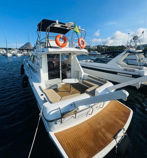 Private Speedboat Tour in Rio De Janeiro - Experienced Sailor Guide