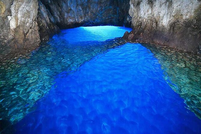Private Speedboat Tour to Blue Cave and Visit Island Hvar - Booking Information