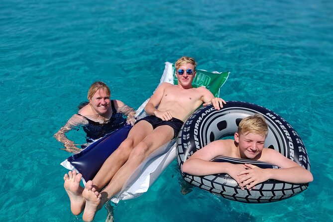 Private Speedboat Tour to Sakarun Bay and Golubinka Cave - Meeting and Pickup
