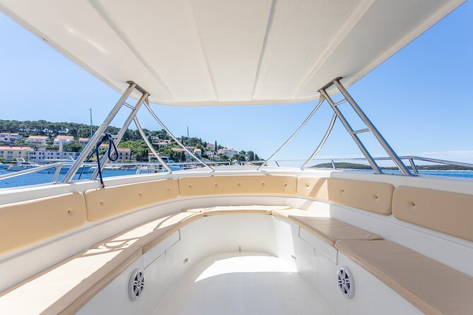 Private Speedboat Transfer to Hvar Town From Split Airport - Schedule and Availability
