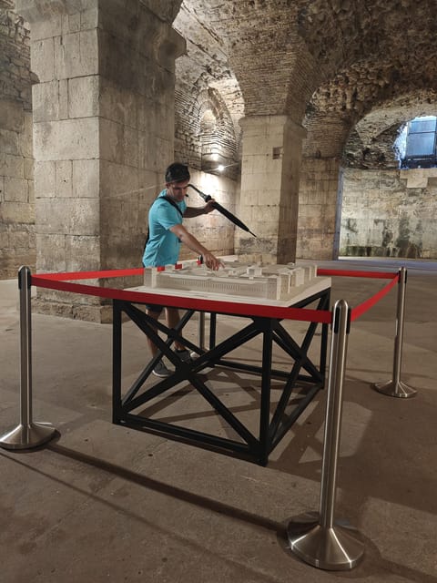 Private Split and Trogir Guided Walk Tour Cruise Ship Pickup - Guided Walk Experience