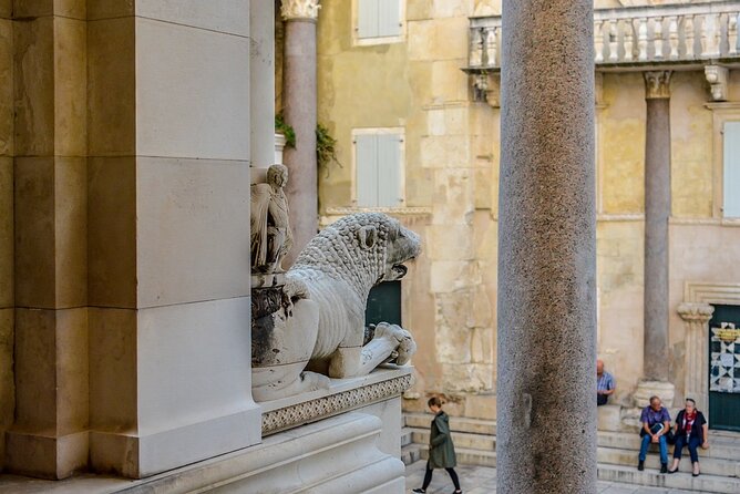 Private Split Game of Thrones Tour - Meeting Point and Duration