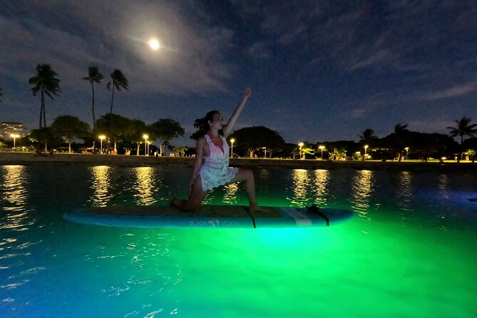 Private Stand-Up-Paddle Glowga Yoga Class In Honolulu - Class Features