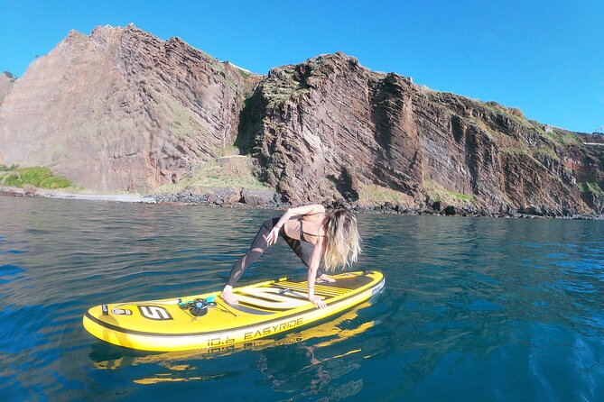 Private Stand Up Paddle Tour in Câmara De Lobos - Explore the Pebble Beach