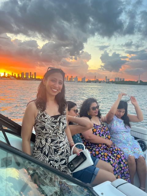 Private Star Island or Sandbar Boat Charter - Pricing and Group Size