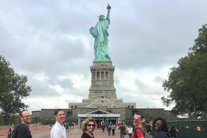 Private Statue of Liberty and Ellis Island Tour - Food and Beverage Options