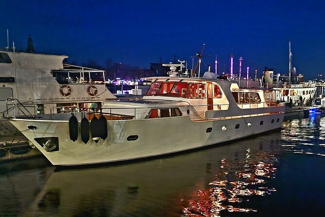Private Stockholm City Tour by VIP Car Vasa and Skansen Museum - Tour Guide Experiences