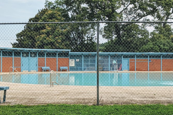 Private Stranger Things The Upside Down Film Locations Tour in Atlanta - Bottled Water