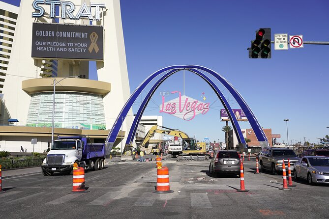 Private Street Art and Architecture Photo Tour in Las Vegas - Exploring Hidden Artworks
