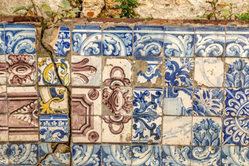 Private Street Art Tour in Lisbon - Experience Highlights