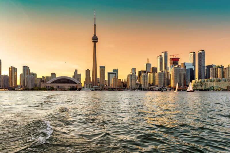 Private Street Art Tour in Toronto - Tour Features