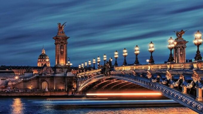 Private Street Art Walking Tour in Paris - Customization Options