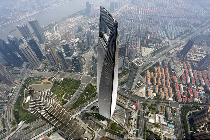 Private Street Food Walking Tour With Shanghai Tower Option - Key Points