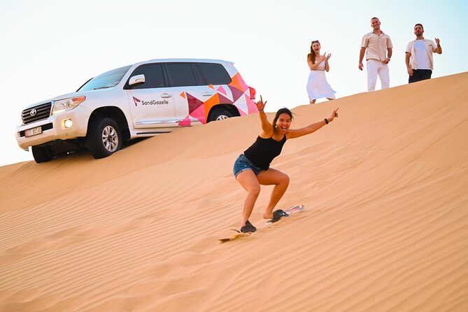 Private Sunrise & Dune Bashing in Abu Dhabi - Breakfast and Beverages
