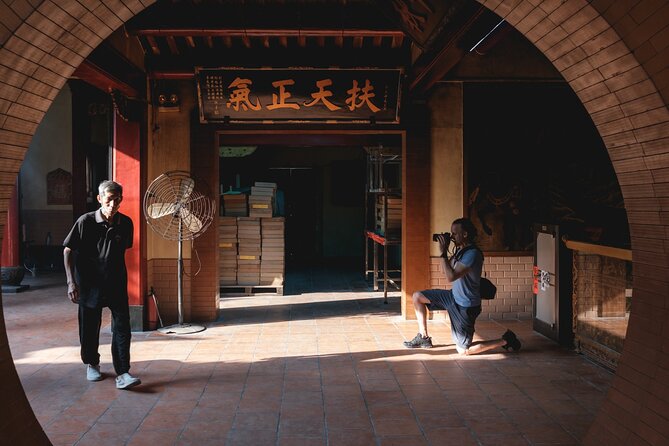 Private Sunrise Photography Tour - Down in Chinatown - Booking and Availability