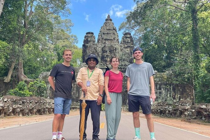Private Sunrise Small Tour of Angkor Wat With Car or Van & Guide - Exclusions