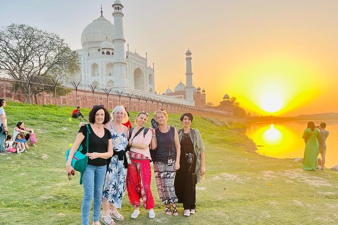 Private Sunrise Taj Mahal Tour From Delhi: Taj Mahal & Agra Fort - Agra Fort Exploration