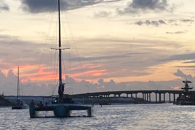 Private Sunset and Dolphin Cruise in Destin-Up to 16 Guests - Overview of the Cruise Experience