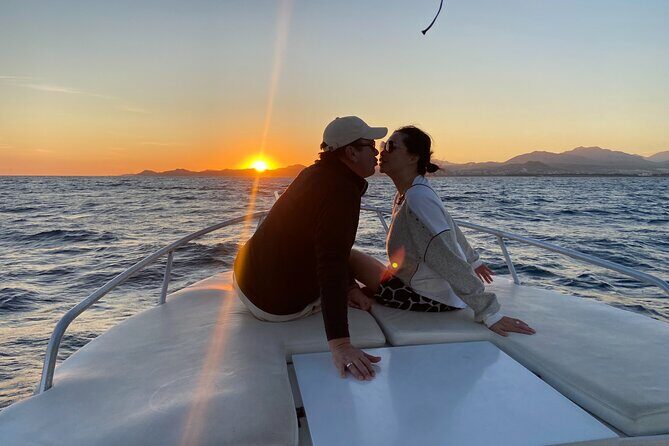 Private Sunset Cruise in San Jose del Cabo Appetizers,open bar - Who Is This Tour Best For?