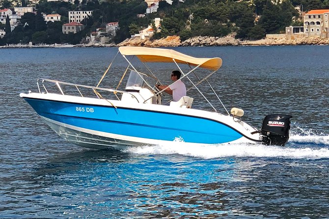 Private Sunset Cruise With Fisher 20 Speedboat - Cruise Amenities and Inclusions