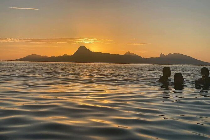 Private sunset in Tahiti - marriage proposal or celebration - Introduction