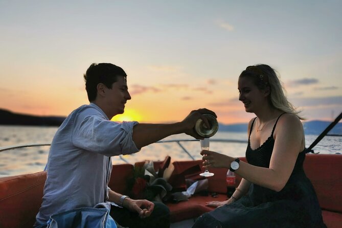 Private Sunset Tour From Split Bottle of Wine Included - Traveler Experience Testimonials
