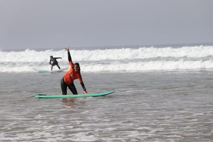 Private Surf Class With Photoshoot in Caparica - Frequently Asked Questions