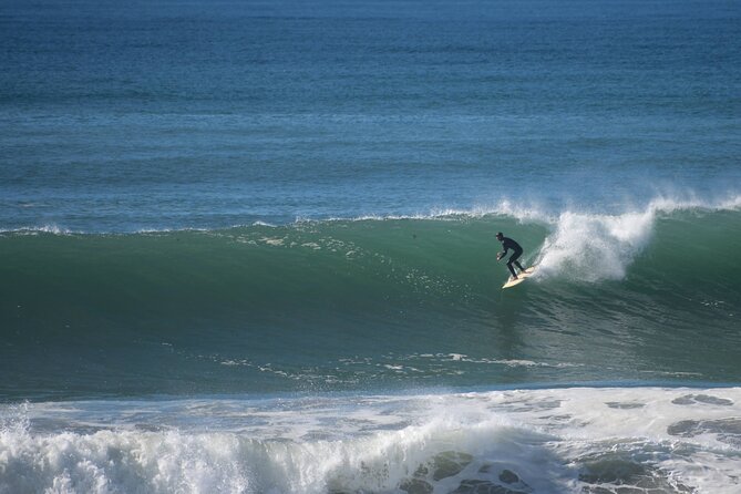 Private Surf Lesson in North San Diego - Meeting Your Private Surf Instructor