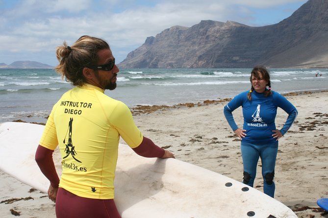 Private Surfing Lesson in Famara - Location and Transportation