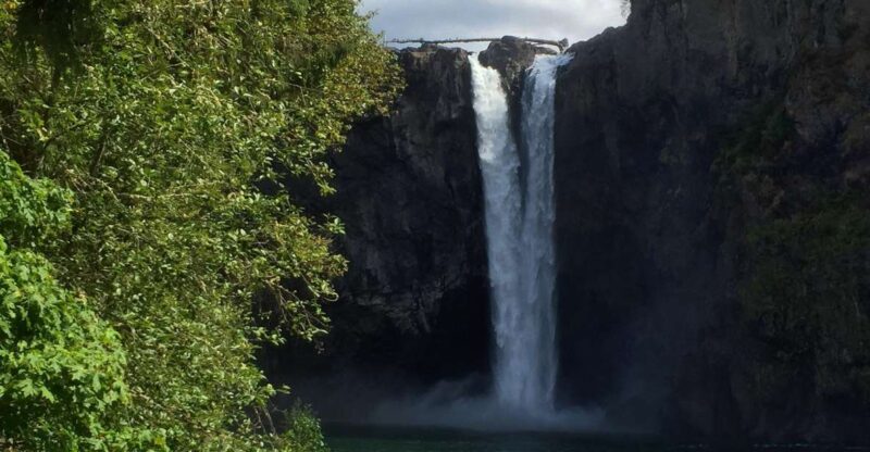 Private SUV Snoqualmie Falls Tour - Itinerary and Transportation