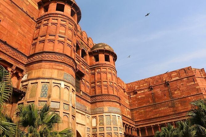 Private Taj Mahal Agra Overnight Tour From Varanasi - Pickup and Meeting Details