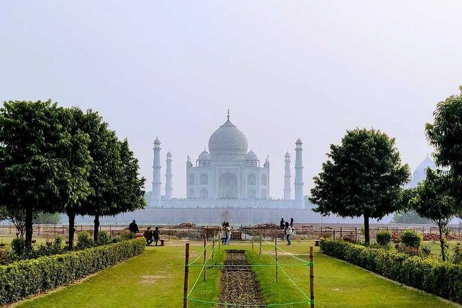 Private Taj Mahal Agra Overnight Tour From Varanasi - Transportation