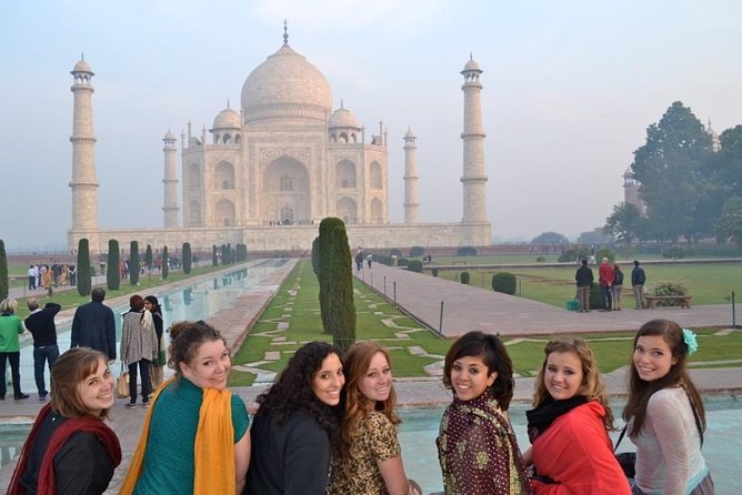 Private Taj Mahal Sunrise and Fatehpur Sikri Tour - Reviews